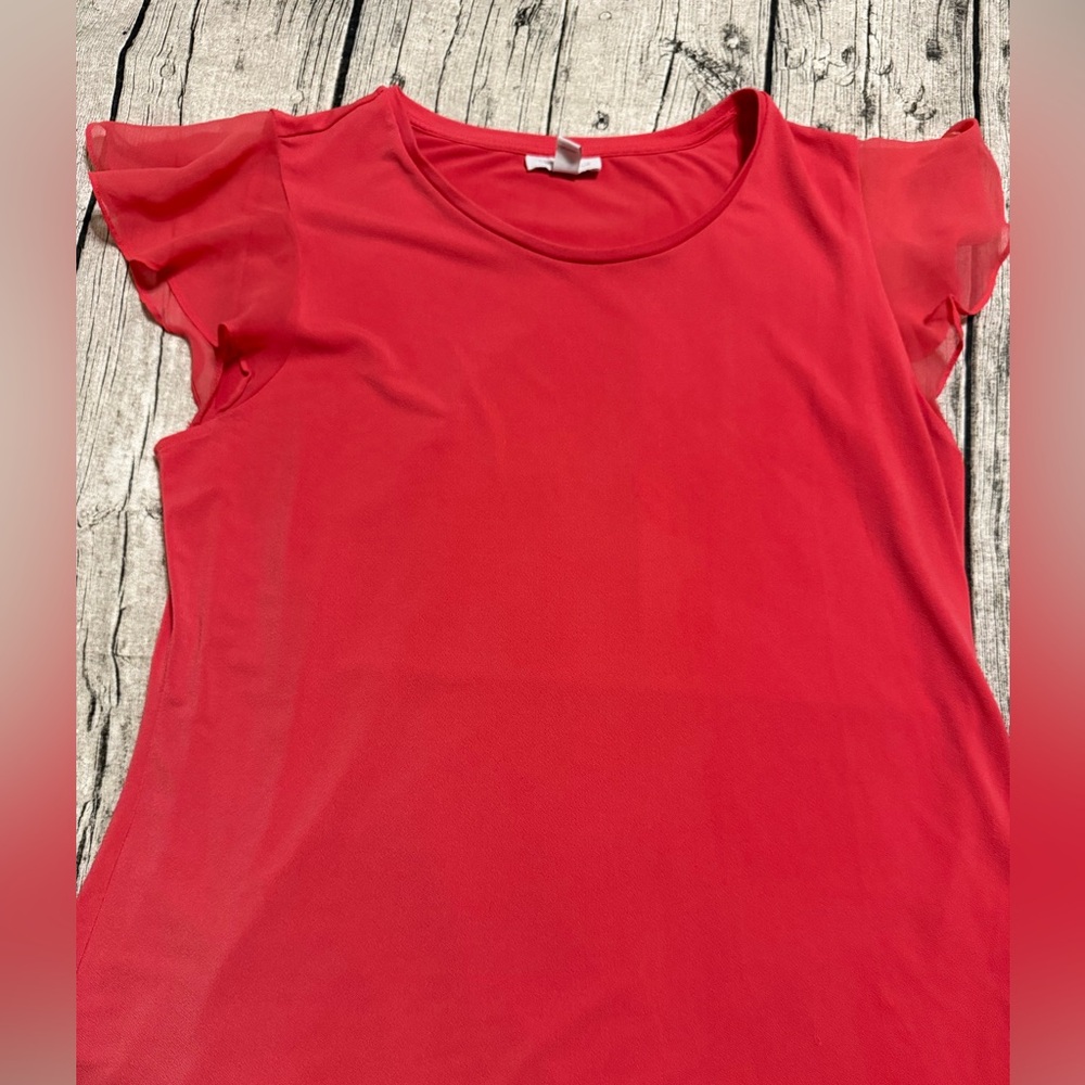 Like new! Cute silky blouse, V-neck, salmon orange-red color. XL